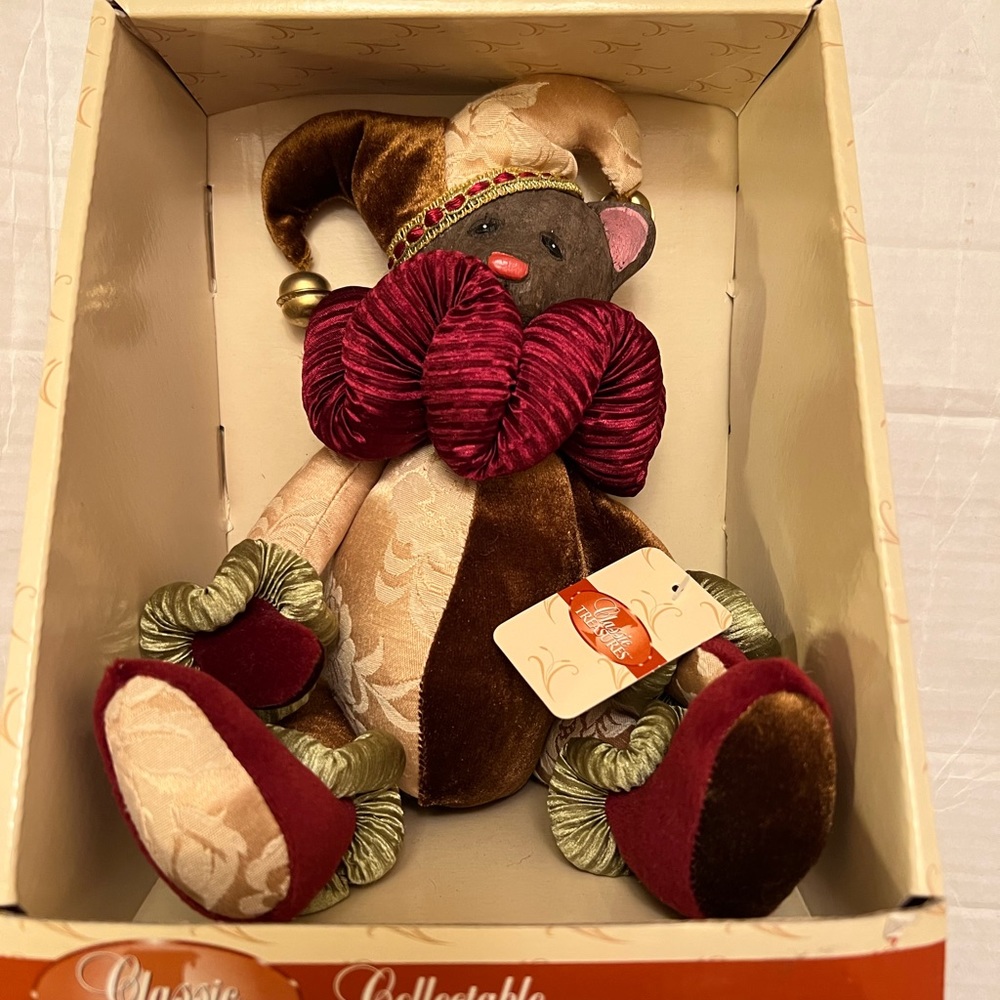NIB 12" HAND CARVED WOODEN CHRISTMAS TEDDY BEAR BY CLASSIC TREASURES.